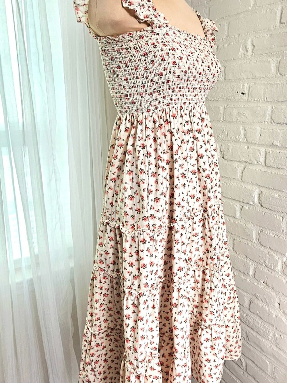 O.P.T. Smocked Floral Midi Dress Pink Ditzy Print Tiered Dress Pockets Size L - Picture 2 of 9